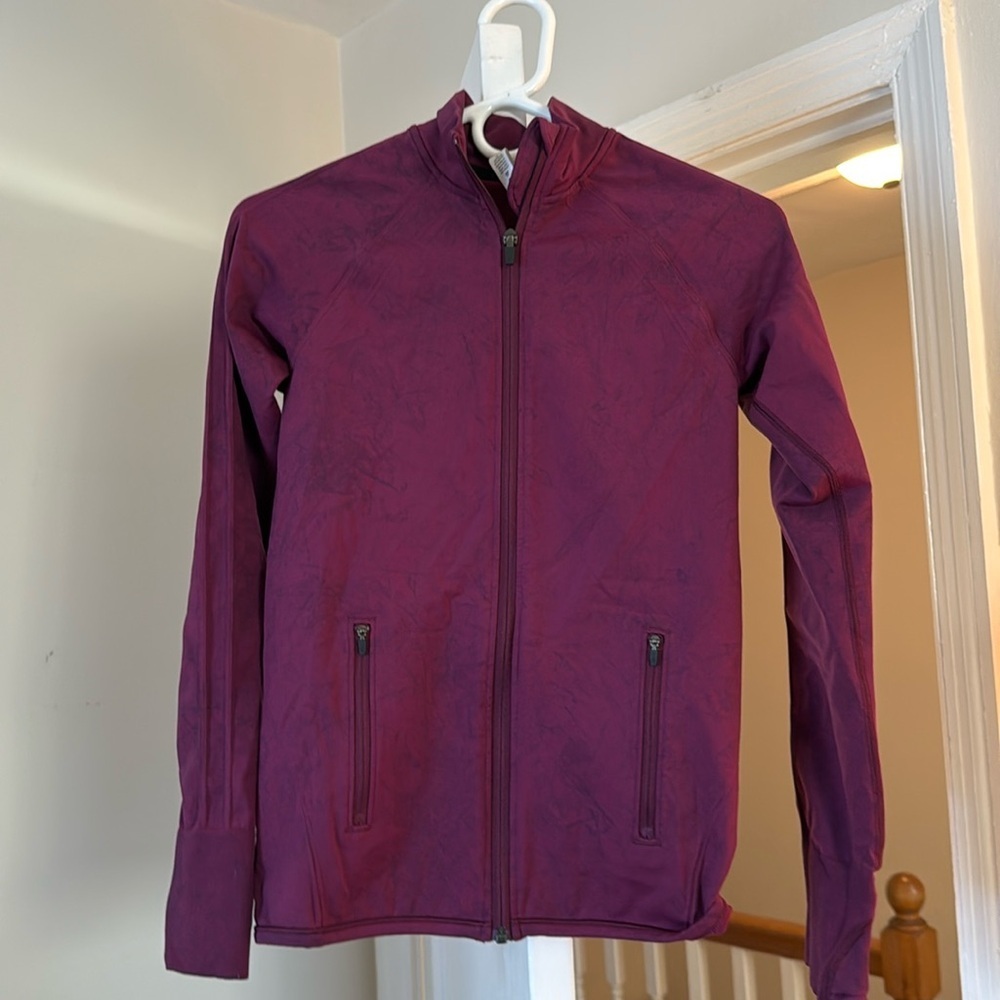 Lululemon purple diamond dye define jacket size 4